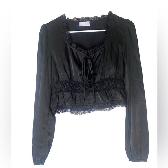 Isalis Day Of Gratitude Two Piece Skirt Set (Black) S - Picture 4 of 8